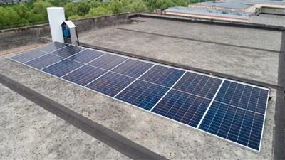 Hybrides photovoltaisches thermisches Solarpanel